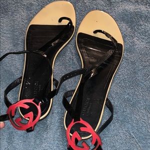 Woman’s Gucci sandals